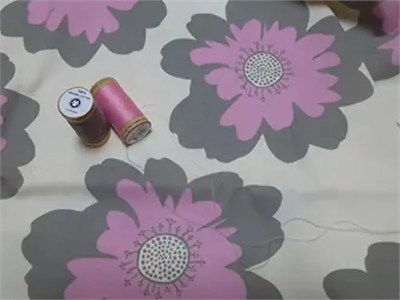 Uncomplicated Pink Grey Percale